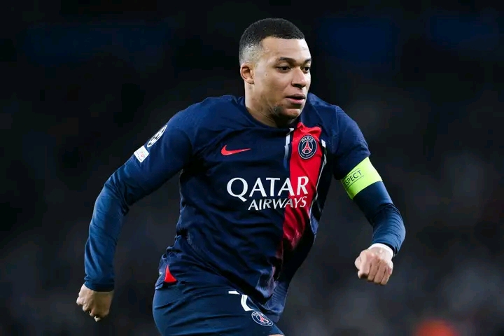 Kylian Mbappé replies to rumours of deal already signed with Real Madrid